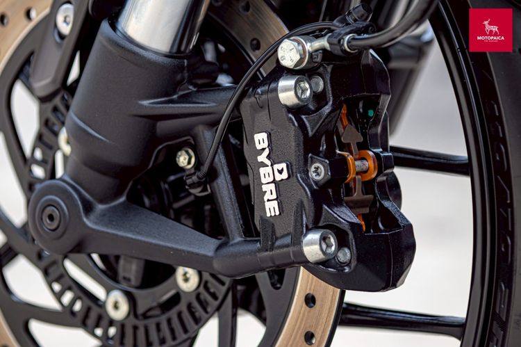 Triumph Speed400 ปี2025 เจ้าของเดียว วิ่ง5,000Km. มีวารันตีศูนย์ฯ รูปที่ 9