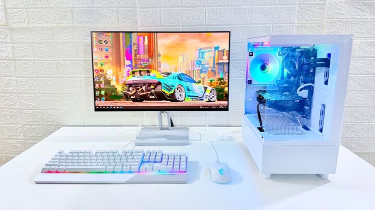 คอมพิวเตอร์เคสตู้ปลาสวยๆ เล่นเกมหนักๆได้