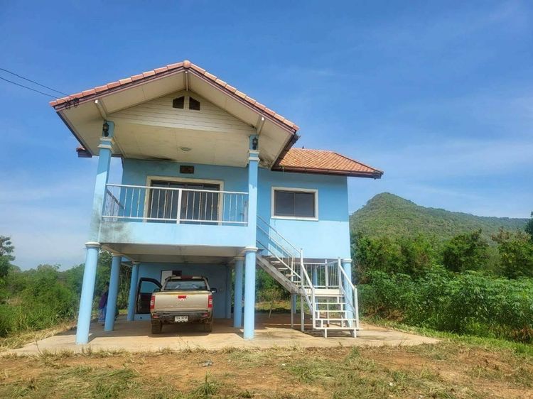บ้านพร้อมที่ดิน