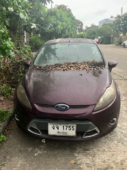 รถ Ford Fiesta 1.5 Sport สี แดง