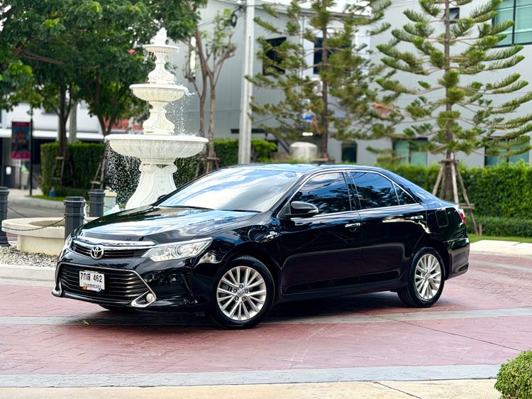 รถ Toyota Camry 2.5 G สี ดำ