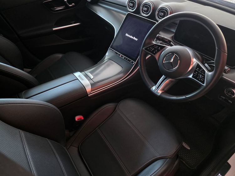 Mercedes-Benz C-Class 2022 C220 Sedan ดีเซล ไม่ติดแก๊ส เกียร์อัตโนมัติ ขาว รูปที่ 4