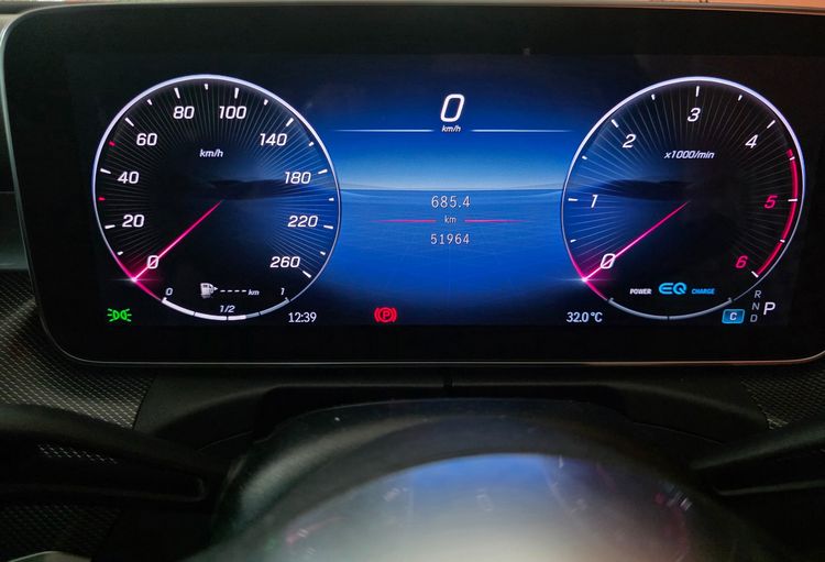 Mercedes-Benz C-Class 2022 C220 Sedan ดีเซล ไม่ติดแก๊ส เกียร์อัตโนมัติ ขาว รูปที่ 2
