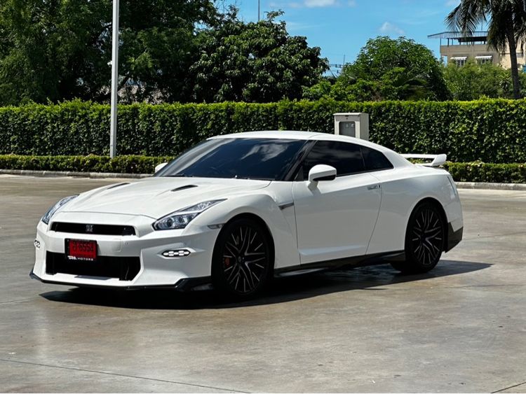Nissan GT-R 2025 3.8 R35 4WD เบนซิน ไม่ติดแก๊ส เกียร์อัตโนมัติ ขาว รูปที่ 2