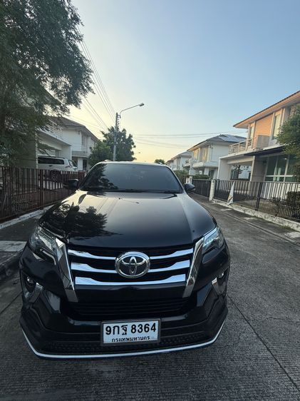 Toyota Fortuner 2018 2.4 V ดีเซล ไม่ติดแก๊ส เกียร์อัตโนมัติ ดำ รูปที่ 4