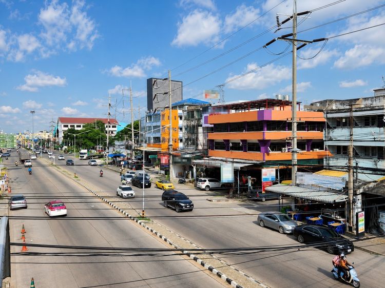 ขายหรือให้เช่า อาคารพาณิชย์สแตนด์อโลน 3 ชั้นครึ่ง 700 ตร.ม. ทำเลทองตรงข้าม รพ.ปทุมธานี และโลตัส HRE00929 รูปที่ 4