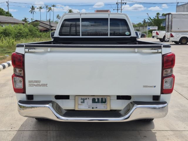 Isuzu D-MAX 2020 1.9 Chassis Pickup ดีเซล ไม่ติดแก๊ส เกียร์ธรรมดา ขาว รูปที่ 4