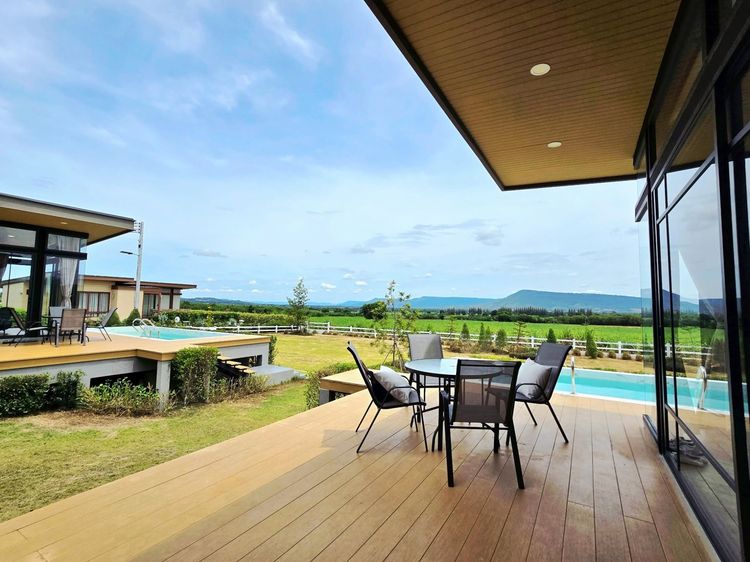 ตกแต่งครบ Rare Khao Yai Pool Villa  Panoramic views, 2 villas pet friendly. Turnkey Airbnb ready for 14.9M THB. Don't miss out รูปที่ 3