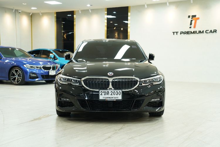 BMW Series 3 2021 320d Sedan ดีเซล เกียร์อัตโนมัติ ดำ รูปที่ 2