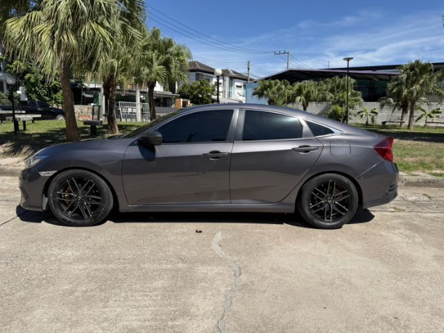 รถ Honda Civic 1.8 E i-VTEC สี เทา