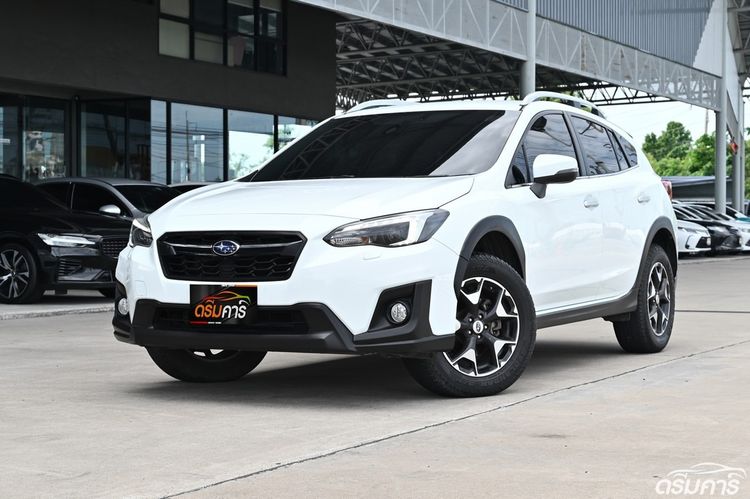 รถ Subaru XV 2.0 P 4WD สี ขาว