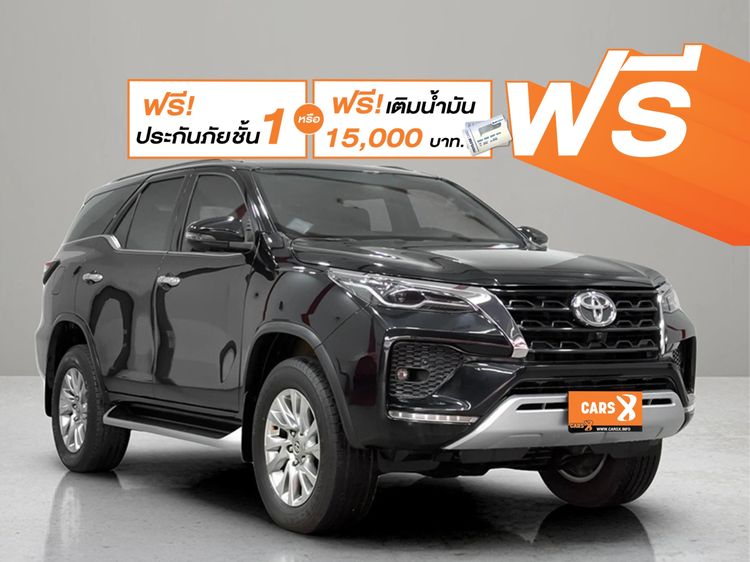 รถ Toyota Fortuner 2.4 V สี ดำ