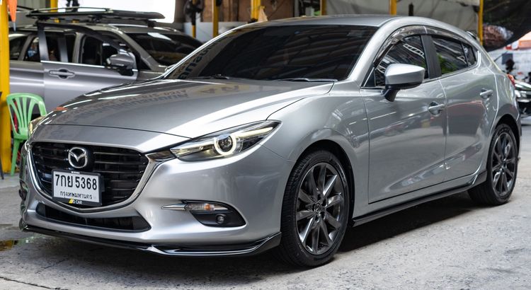 Mazda Mazda3 2018 2.0 S Sports Sedan เบนซิน ไม่ติดแก๊ส เกียร์อัตโนมัติ เทา รูปที่ 2