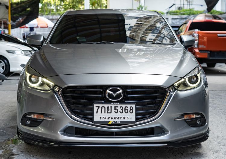 Mazda Mazda3 2018 2.0 S Sports Sedan เบนซิน ไม่ติดแก๊ส เกียร์อัตโนมัติ เทา