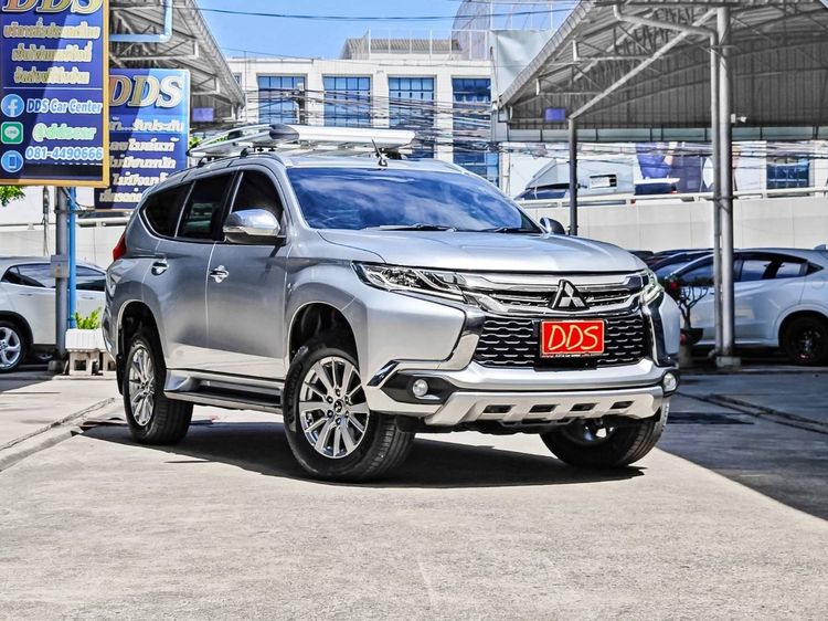 รถ Mitsubishi Pajero Sport 2.4 GT สี เทา