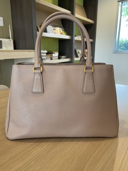 💎Prada Saffiano Tote 🛍️