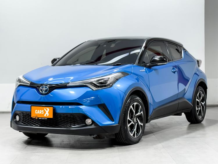 รถ Toyota C-HR 1.8 HV Hi สี น้ำเงิน