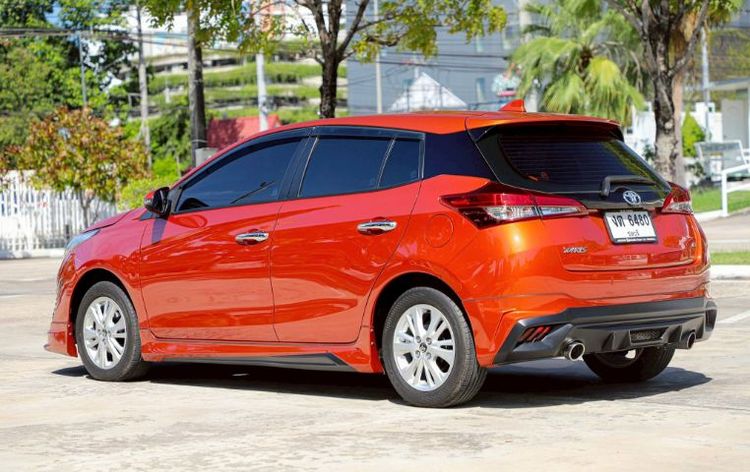 Toyota Yaris 2018 1.2 E Sedan เบนซิน ไม่ติดแก๊ส เกียร์อัตโนมัติ ส้ม รูปที่ 3
