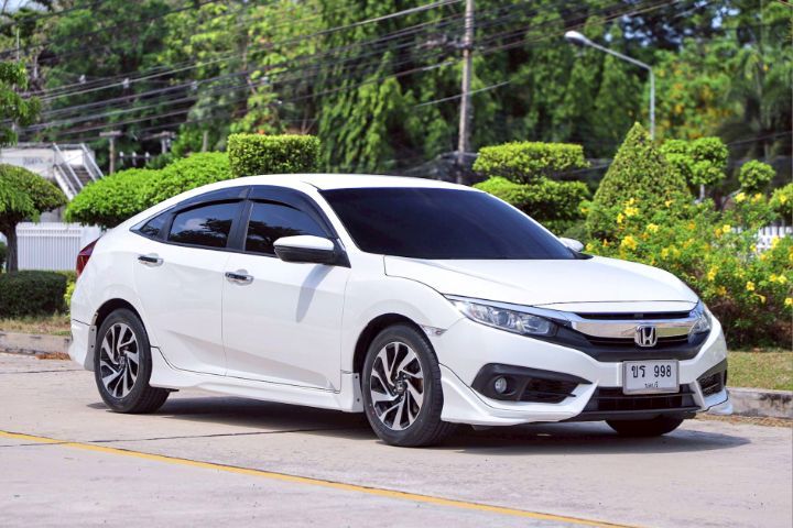 Honda Civic 2016 1.8 EL i-VTEC Sedan เบนซิน ไม่ติดแก๊ส เกียร์อัตโนมัติ ขาว รูปที่ 2