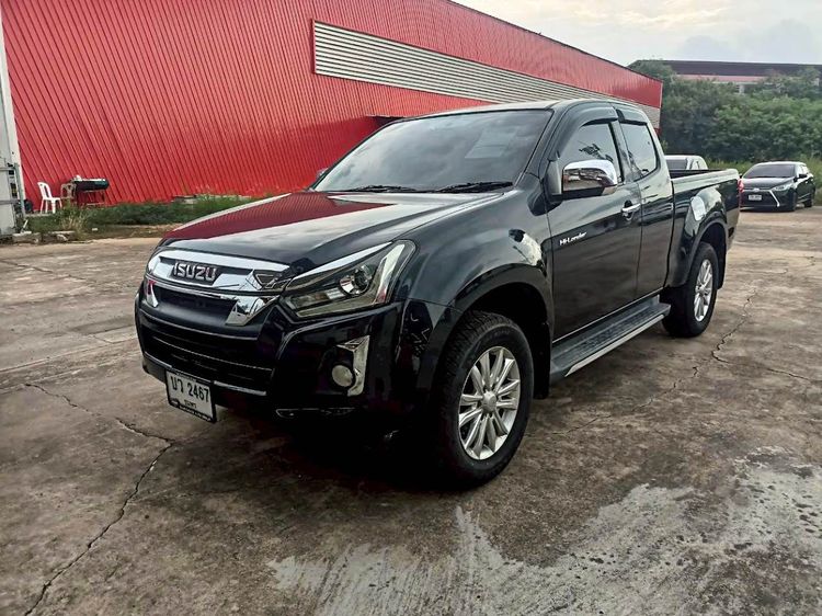 รถ Isuzu D-MAX 1.9 Hi-Lander Z Prestige สี ดำ