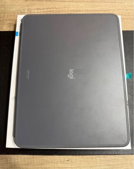 Logitech Combo Touch iPad Air 13 Case รูปที่ 3