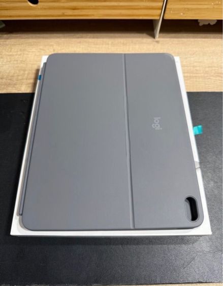 Logitech Combo Touch iPad Air 13 Case รูปที่ 4