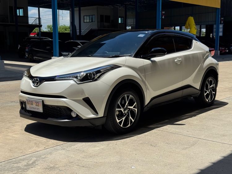 Toyota C-HR 2019 1.8 Mid Utility-car เบนซิน ไม่ติดแก๊ส เกียร์อัตโนมัติ ขาว รูปที่ 3