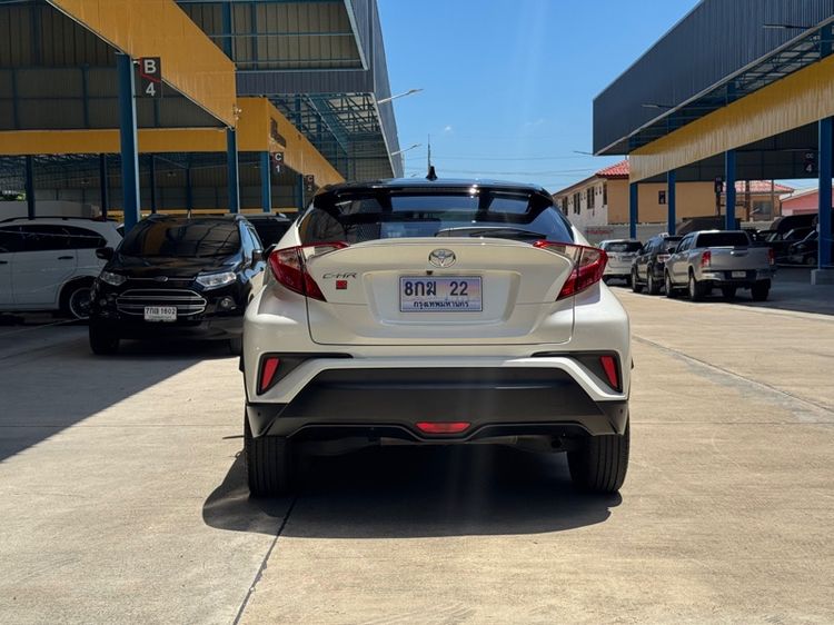 Toyota C-HR 2019 1.8 Mid Utility-car เบนซิน ไม่ติดแก๊ส เกียร์อัตโนมัติ ขาว รูปที่ 4