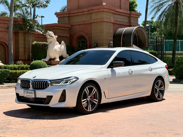 รถ BMW Series 6 630i สี ขาว