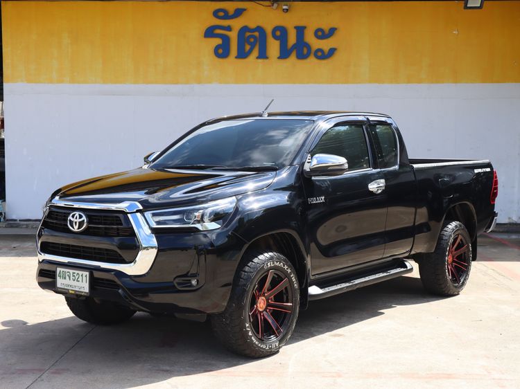 รถ Toyota Hilux Revo 2.4 Prerunner High สี เทา