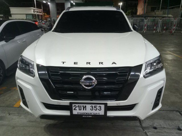 Nissan Terra 2022 2.3 VL 4WD 70th Anniversary Utility-car ดีเซล ไม่ติดแก๊ส เกียร์อัตโนมัติ ขาว