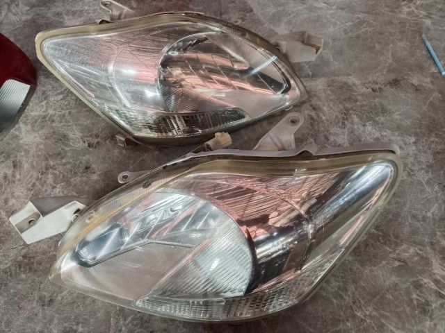 ไฟหน้า Vios g2