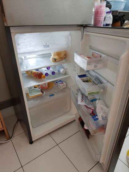 (มือสอง) ตู้เย็น Electrolux 2 ประตู 7.5 คิว รูปที่ 2