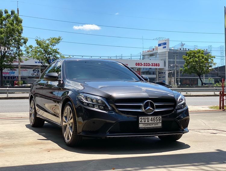 รถ Mercedes-Benz C-Class C220 สี เทา