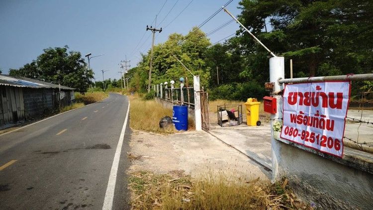 อื่นๆ ตกแต่งครบ สร้างเสร็จก่อน 2010 ขายบ้านพร้อมที่ดินอำเภออุทัยใกล้นิคมโรจนะ รูปที่ 4