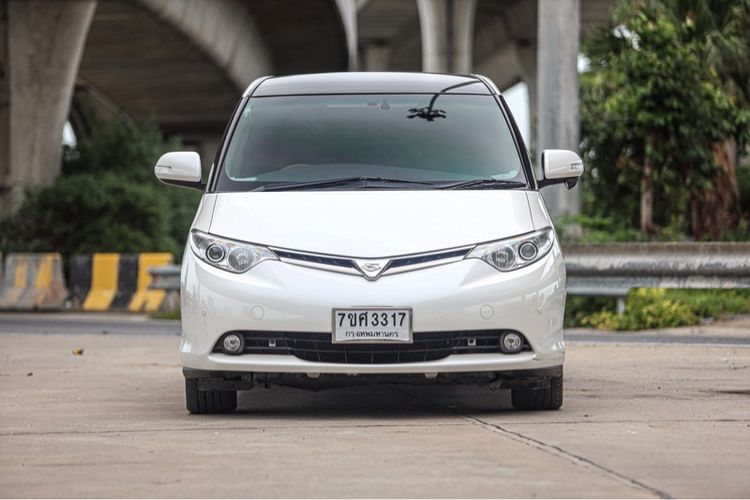 รถ Toyota Estima 2.4 G สี ขาว
