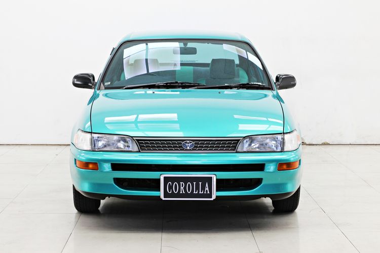 รถ Toyota Corolla 1.3 GXi สี เขียว