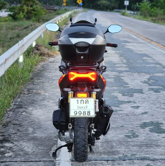 🎉 🏍️ขาย Honda ADV150 ABS ปี 2019 ที่ดูแลรักษาดี ยิ่งกว่าป้ายแดงใหม่ สภาพสุดเทพ ไมล์น้อย ของแต่งครบ โครตคุ้ม พร้อมใช้งานทันที รูปที่ 9