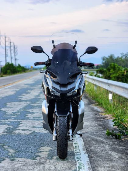 🎉 🏍️ขาย Honda ADV150 ABS ปี 2019 ที่ดูแลรักษาดี ยิ่งกว่าป้ายแดงใหม่ สภาพสุดเทพ ไมล์น้อย ของแต่งครบ โครตคุ้ม พร้อมใช้งานทันที รูปที่ 4