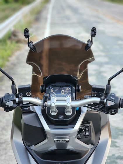 🎉 🏍️ขาย Honda ADV150 ABS ปี 2019 ที่ดูแลรักษาดี ยิ่งกว่าป้ายแดงใหม่ สภาพสุดเทพ ไมล์น้อย ของแต่งครบ โครตคุ้ม พร้อมใช้งานทันที รูปที่ 5