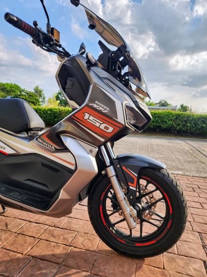 🎉 🏍️ขาย Honda ADV150 ABS ปี 2019 ที่ดูแลรักษาดี ยิ่งกว่าป้ายแดงใหม่ สภาพสุดเทพ ไมล์น้อย ของแต่งครบ โครตคุ้ม พร้อมใช้งานทันที รูปที่ 14
