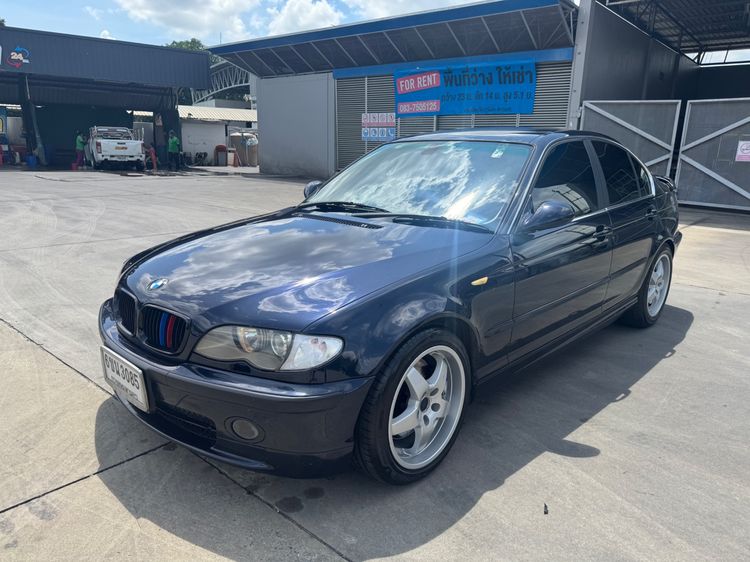 BMW Series 3 2003 330i Sedan เบนซิน ไม่ติดแก๊ส เกียร์อัตโนมัติ น้ำเงิน รูปที่ 4