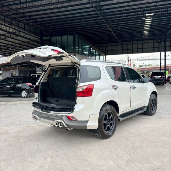 Isuzu MU-X 2014 3.0 Utility-car ดีเซล ไม่ติดแก๊ส เกียร์อัตโนมัติ ขาว รูปที่ 3