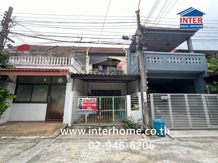 ทาวน์เฮ้าส์ 2 ชั้น 16 ตร.ว. หมู่บ้านสินธร แฮปปี้แลนด์ ใกล้เดอะมอลล์บางกะปิ ถนนแฮปปี้แลนด์1 ถนนนวมินทร์ ถนนรามคำแหง เขตบางกะปิ กรุงเทพมหานคร