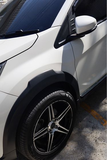 Honda BR-V 2016 1.5 SV Sedan เบนซิน เกียร์อัตโนมัติ ขาว รูปที่ 4