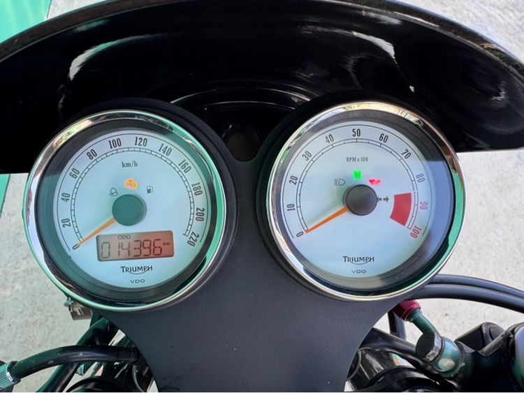 Triumph Thruxton900 สีดำ ปี2015 รูปที่ 12