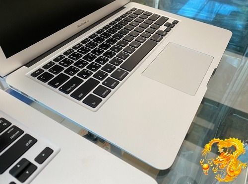 มี MacBook Air 13 CoreI5 1.8GHz Ram8GB SSD128GB จอ 13 นิ้ว(1440x900) สภาพกิ๊บ ๆ มาขายครับพี่น้อง รูปที่ 4
