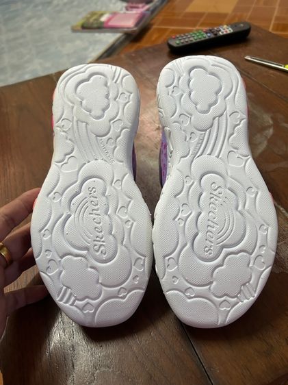 Skechers heart lights ซื้อมาลูกไม่ใส่ รูปที่ 5