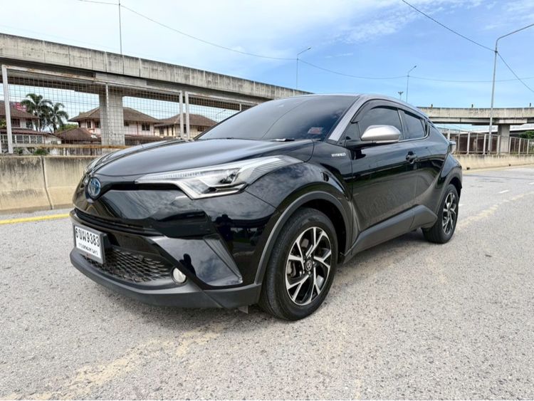 Toyota C-HR 2023 1.8 Hybrid Premium Safety Utility-car ปลั๊กอินไฮบริด (PHEV) ไม่ติดแก๊ส เกียร์อัตโนมัติ ดำ รูปที่ 2