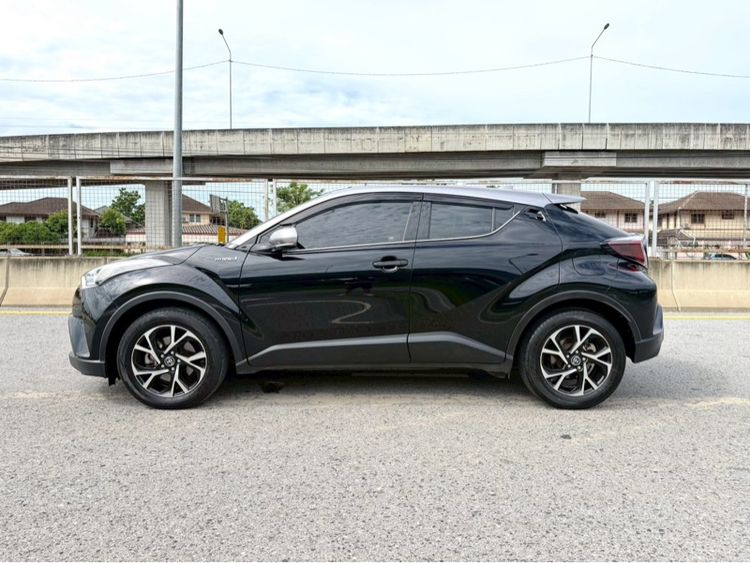 Toyota C-HR 2023 1.8 Hybrid Premium Safety Utility-car ปลั๊กอินไฮบริด (PHEV) ไม่ติดแก๊ส เกียร์อัตโนมัติ ดำ รูปที่ 4